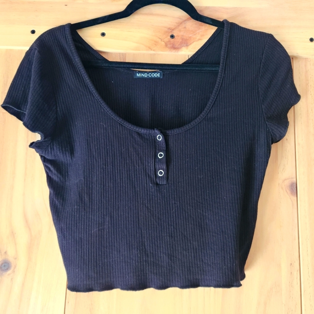 Mind code crop top